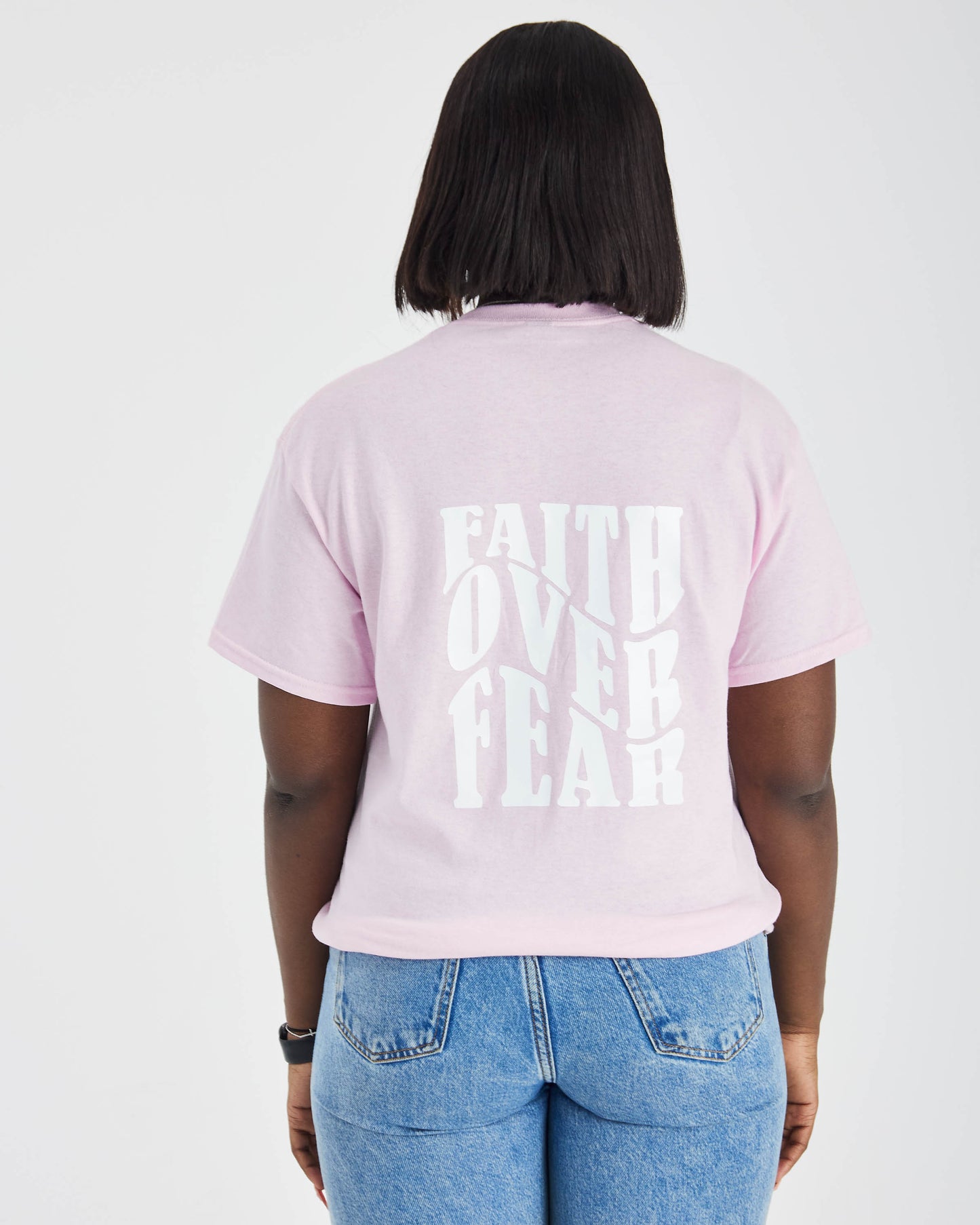 FAITH OVER FEAR PREMIUM TEE | PINK / WHITE