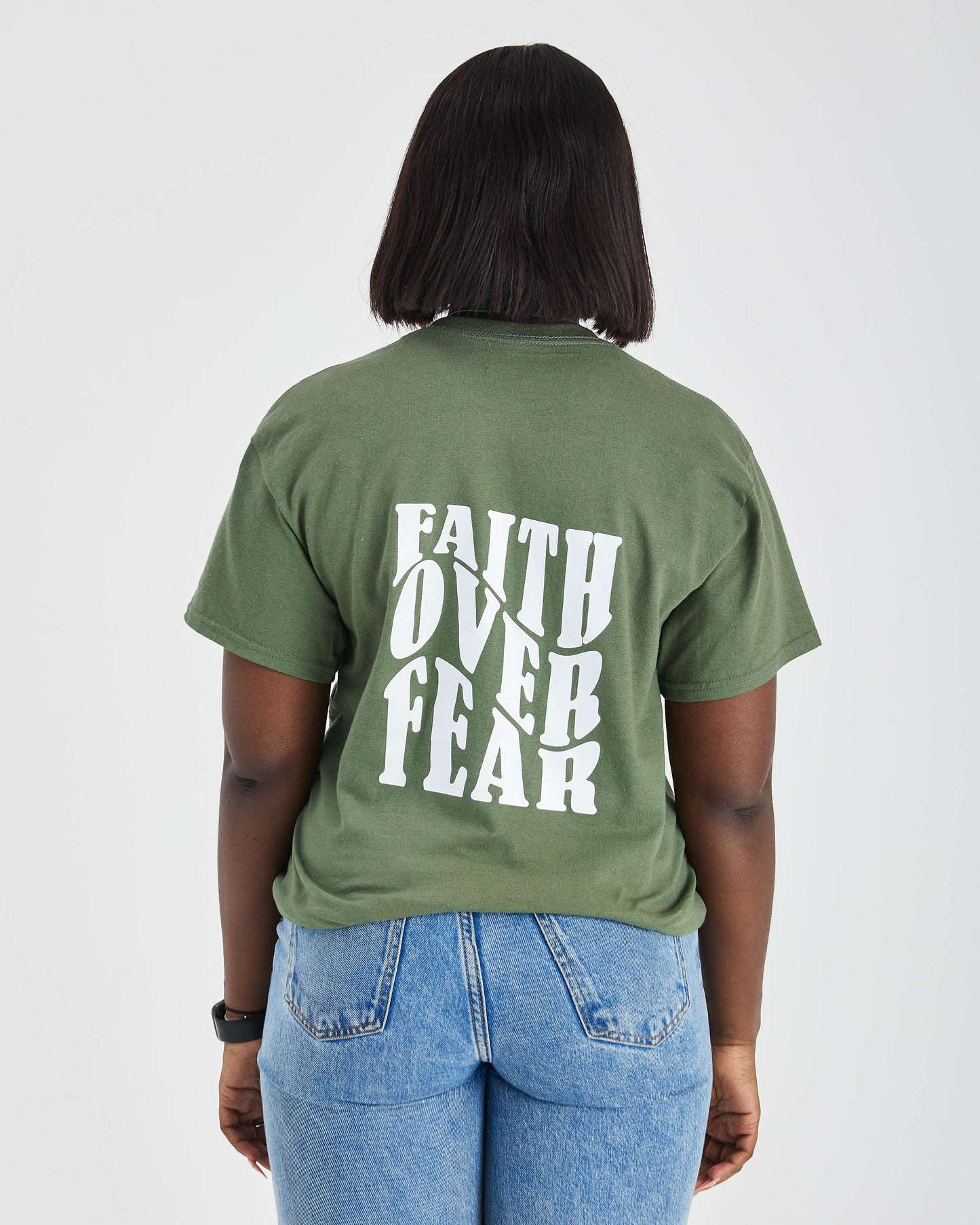 FAITH OVER FEAR PREMIUM TEE | MILITARY GREEN / WHITE