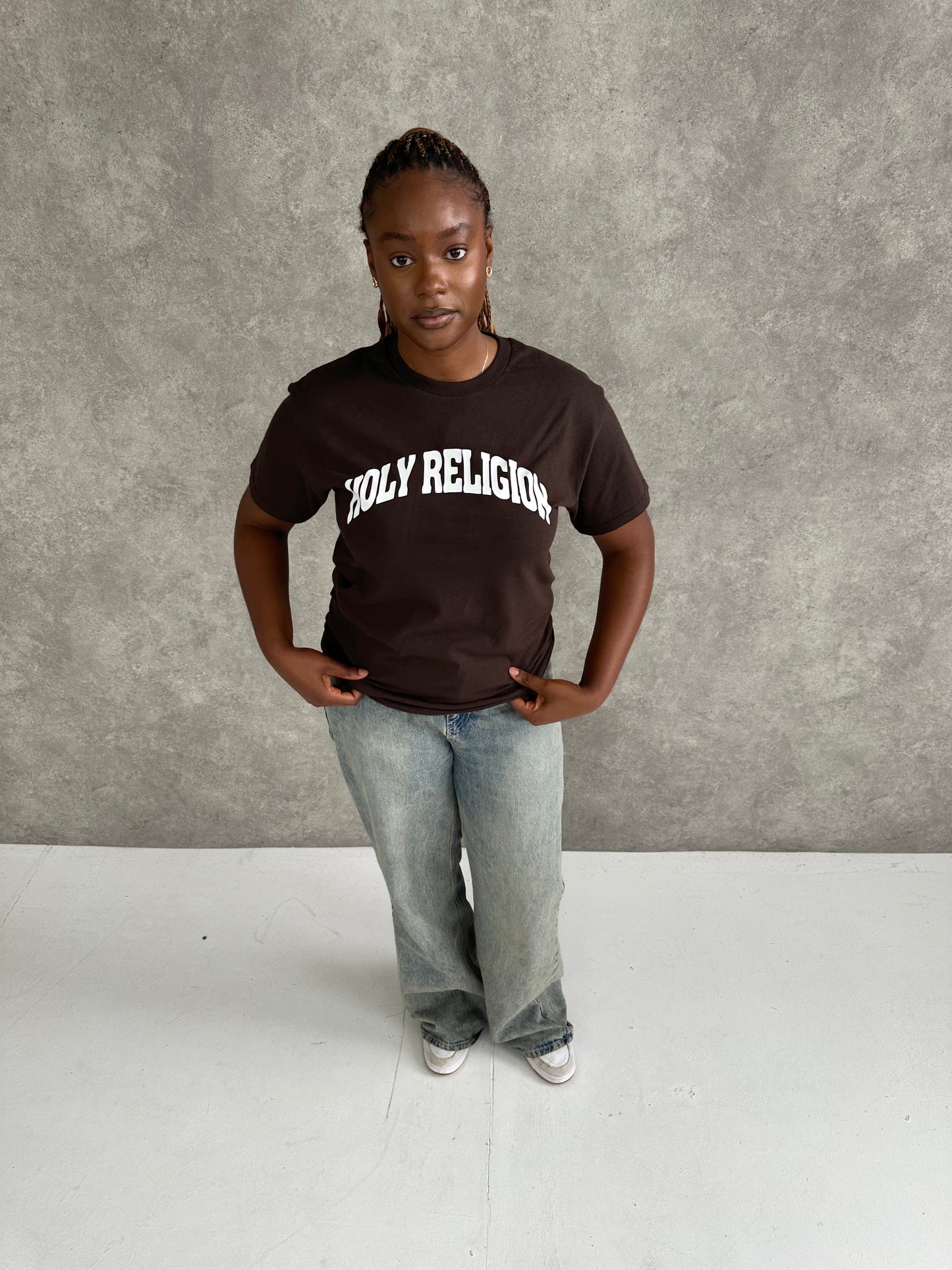 FAITH OVER FEAR PREMIUM TEE | CHOCOLATE / WHITE